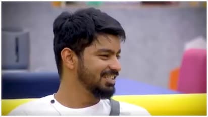 பாலிவுட்டில் கால் பாதிக்கும்... 'பிக்பாஸ்' தமிழ் பிரபலம்!! யார் தெரியுமா?