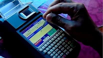 'ശരിയാകൂന്ന് പറയും, ശരിയാകാറില്ല' വീണ്ടും പണിമുടക്കി ഇ പോസ് മെഷീനുകൾ; വിവിധ ജില്ലകളിൽ റേഷൻ വിതരണം അവതാളത്തിൽ 