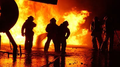 മണ്ണാര്ക്കാട് ഹോട്ടലിലെ തീപിടിത്തം; ഹോട്ടലിന് ഫയര് എന്ഒസി നല്കിയിട്ടില്ല, സുരക്ഷാ സംവിധാനങ്ങളുമില്ല