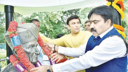 ಬಹಿರಂಗವಾಗಿಯೇ ಅಪಹಾಸ್ಯಕ್ಕೀಡಾದ ಸಚಿವ ಶಂಕರ್