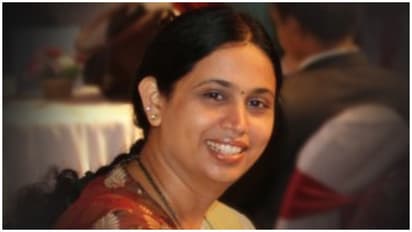 ಜಾರಕಿಹೊಳಿ ಗಾಯಕ್ಕೆ ಲಕ್ಷ್ಮೀ ಹೆಬ್ಬಾಳ್ಕರ್ ಬರೆ