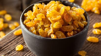 ഉണക്കമുന്തിരി കഴിച്ചാല് ശരീരഭാരം കൂടുമോ?