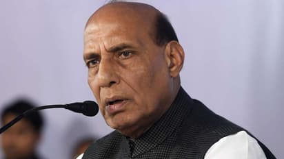 ममता VS सीबीआईः लोकसभा में विपक्ष का हंगामा, सरकार ने जांच एजेंसी को काम से रोकने को अभूतपूर्व घटना बताया