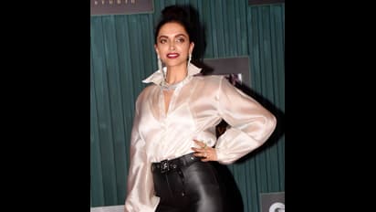 Deepika Padukone's fashion show style walk will leave you in splits