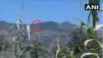 భారత గగనతలంలోకి పాక్ హెలికాప్టర్: కాల్పులు జరిపిన ఆర్మీ (వీడియో)