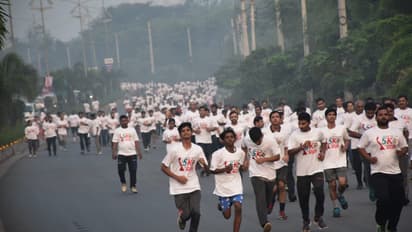 ‘‘సేవ్ ది యంగ్ హార్ట్స్’’ 5కే రన్లో పాల్గొన్న 2000 మంది (ఫోటోలు)