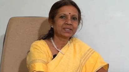 ಸುಪ್ರೀಂ ಆದೇಶಕ್ಕೂ 2 ದಶಕ ಮೊದಲೇ ಶಬರಿಮಲೆಗೆ  ಐಎಎಸ್‌ ಅಧಿಕಾರಿ!