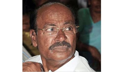 நாயை விரட்டியடித்து விட்டு, நரியை நாட்டாண்மை செய்ய வைப்பதா? யாரை எதற்காக சொன்னார் ராமதாஸ்?