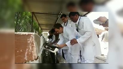 Gandhi Jayanti: Rahul, Sonia washed used plates at Sevagram because they had to