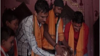 ಹಿಂದೂ ಧರ್ಮಕ್ಕೆ ಮತಾಂತರವಾದ ಮುಸ್ಲಿಂ ಕುಟುಂಬದ 13 ಸದಸ್ಯರು