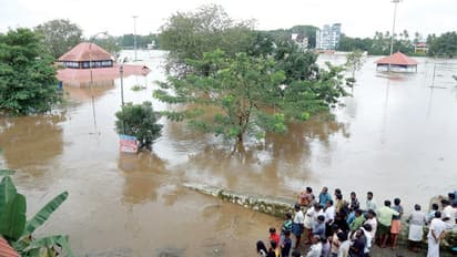 கேரளாவில் மீண்டும் கனமழை … 3 மாவட்டங்களுக்கு ரெட் அலர்ட்!!