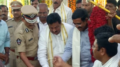 ఫ్రెండ్లీ పోలీసింగ్ కు ప్రాధాన్యత:చినరాజప్ప