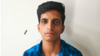 మీ సమస్యలు తీరుస్తా అని చెప్పి..రూ.13లక్షలు కాజేసిన నకిలీ జ్యోతిషుడు