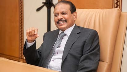 Indian businessman Yusuff Ali gets UAE's first gold card permanent residency