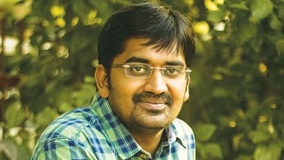 காமெடி நடிகர் கருணாகரனுக்கு காலில் அறுவை சிகிச்சை... விரைவில் குணமடைய ரசிகர்கள் பிரார்த்தனை...!