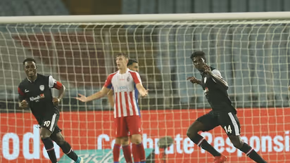 ISL 2018-19: Rowllin Borges scores last-gasp winner to take NorthEast United FC past 10-man ATK