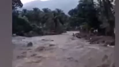 കണ്ണപ്പന്കുണ്ട് പുഴയില് മലവെള്ളപ്പാച്ചില്; ഉരുള്പൊട്ടിയതായി സംശയം