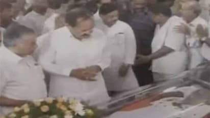 ఎంవీవీఎస్ మూర్తికి వెంకయ్య నివాళులు.. మంచి మిత్రుడిని కోల్పోయా: ఉపరాష్ట్రపతి