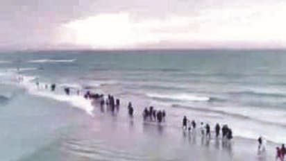 ರಾಮಸೇತುವಿನ ಮೋಹಕ ದೃಶ್ಯ ಆಸ್ವಾದಿಸಿದ ಜನ!