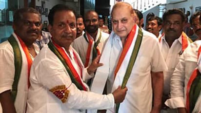 కాంగ్రెస్ లోకి హీరో కృష్ణ..?