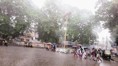 நிவர் புயலால் சென்னைக்கு ஆபத்தா..? வெதர்மேன் ஜான் ப்ரதீப் வெளியிட்ட தகவல்..!