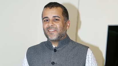 'ദേശീയ പൗരത്വ രജിസ്റ്റർ മതേതരമാണ്, എന്നാൽ 'മതേതര പീഡനം' കൂടിയാകും': ചേതൻ ഭഗത്