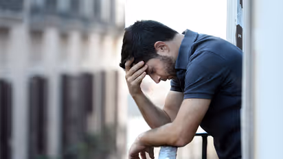 இதெல்லாம் உங்களிடம் உள்ளதா? அப்படின்னா நீங்கள் தனிமையால் ரொம்பவே பாதிக்கப்பட்டுள்ளதாக அர்த்தம்