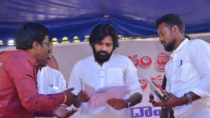 పోలవరం నిర్వాసితులతో పవన్ కళ్యాణ్ భేటీ (ఫొటోలు)