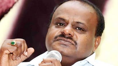 മുഖ്യമന്ത്രി സ്ഥാനത്തുള്ള തന്‍റെ കാലാവധി ദെെവത്തിന് മാത്രമേ തീരുമാനിക്കാനാകുവെന്ന് കുമാരസ്വാമി