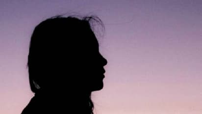 కుమార్తెతో తల్లి స్వలింగ సంప్కరం