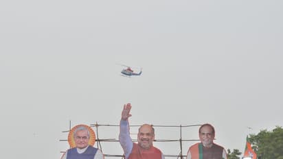 కరీంనగర్ సభలో కేసిఆర్ పై గర్జించిన అమిత్ షా (ఫొటోలు)