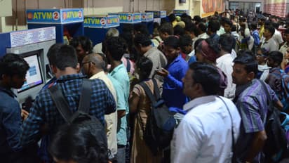 ఊళ్లకు పోదాం.. చలో చలో.. (ఫొటోలు)