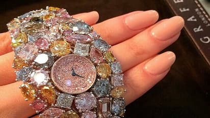 ಇಲ್ಲಿದೆ ವಿಶ್ವದ ಅತ್ಯಂತ 10 ದುಬಾರಿ ವಾಚ್-ಒಂದು ವಾಚ್ ಬೆಲೆ 405 ಕೋಟಿ!