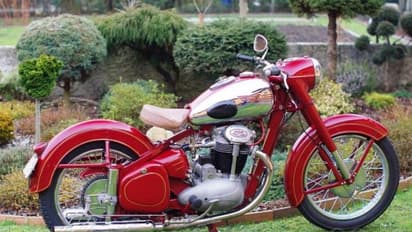 പുത്തന് ജാവ നവംബര് 15ന് എത്തും