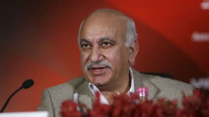 ‘‘ఆయన పరువు తీసేందుకే మీటూ ఆరోపణలు’’ ఎంజే అక్బర్ కి మద్దతు