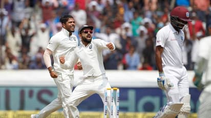 2ನೇ ಇನ್ನಿಂಗ್ಸ್ನಲ್ಲಿ ವಿಂಡೀಸ್ ದಿಢೀರ್ ಕುಸಿತ-ಭಾರತಕ್ಕೆ ಭರ್ಜರಿ ಮೇಲುಗೈ!