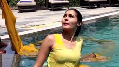 ’வட சென்னையில் அரை நிர்வாணமாக நடித்திருக்கிறாரா ஆண்ட்ரியா?’