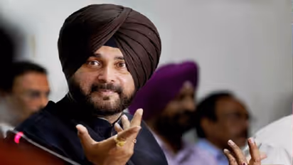 BJP replies to Sidhu’s Rafale jibe, compares him to Trojan Horse
