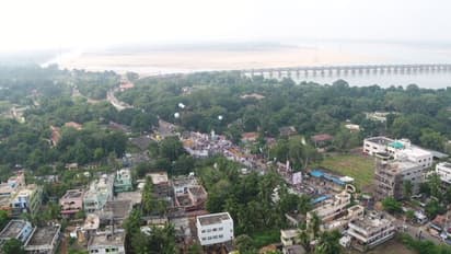 ధవళేశ్వరంలో కవాతు అనంతరం మీటింగ్ నిర్వహించే ప్రదేశం. విహంగ వీక్షణ (ఫోటోలు)