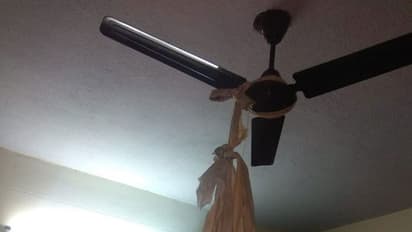 బట్టలు కొనడానికి డబ్బులివ్వనన్న తల్లి.. ఉరేసుకున్న కొడుకు