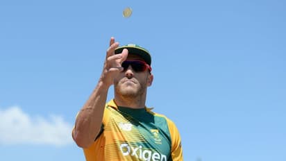 ಸಹ ಆಟಗಾರ ನನ್ನ ತಂಗಿ ಜೊತೆ ಮಲಗಿದ್ದಾನೆ; ಹೀಗಾಗಿ 1 ಚೇಂಜ್ ಎಂದ ಡುಪ್ಲೆಸಿಸ್!