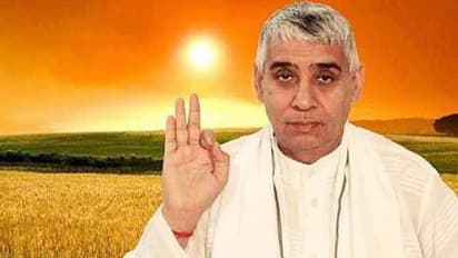 జంట హత్యల కేసులో బాబా రాంపాల్కు జీవితఖైదు