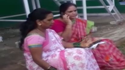 పవన్ వ్యాఖ్యలపై కిడారి భార్య మౌనదీక్ష