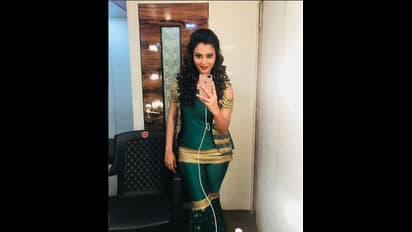 ಗೊಂಬೆ ಹುಡುಗಿಯ ಗ್ಲಾಮರ್ ಲುಕ್