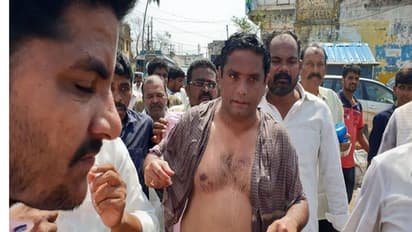 వైఎస్సార్సిపి మాజీ ఎమ్మెల్యే ఆత్మహత్యాయత్నం...తీవ్ర ఉద్రిక్తత (వీడియో)