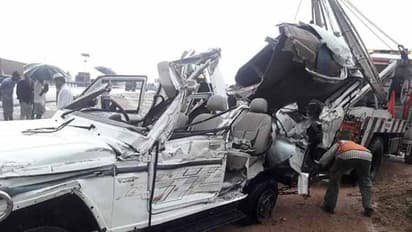 అరవింద సమేతపై డిబేట్ కోసం వెళ్తూ...: ఒకరి మృతి