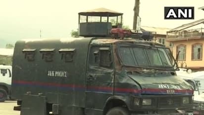 ശ്രീനഗറിൽ സുരക്ഷാ സേനയുമായുള്ള ഏറ്റുമുട്ടലിൽ മൂന്ന് ഭീകരർ കൊല്ലപ്പെട്ടു