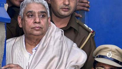 സ്വയം പ്രഖ്യാപിത ആൾദൈവം രാംപാലിന് ജീവപര്യന്തം തടവുശിക്ഷ