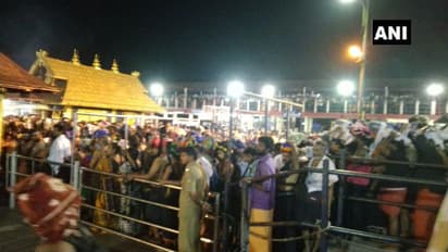 ಕೊನೆಗೂ ಶಬರಿಮಲೆಯತ್ತ ಮುಖಮಾಡಿದ ಭಕ್ತರು!