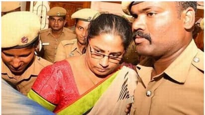 சிக்க போகும் காஸ்ட்லி ஆடு யார்..? நிர்மலா தேவி விவகாரத்தில் பகீர் திருப்பம்...!